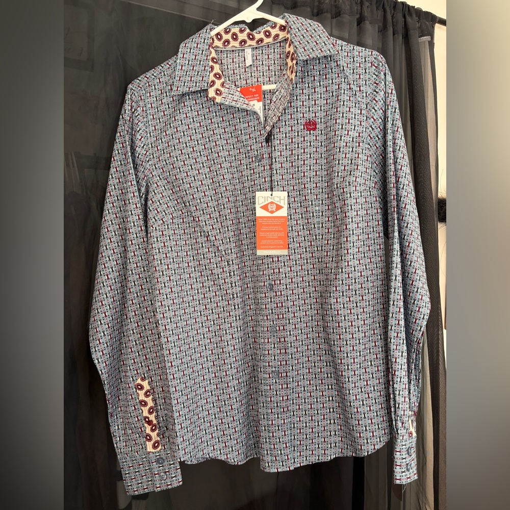 Women’s Cinch button-down western shirt